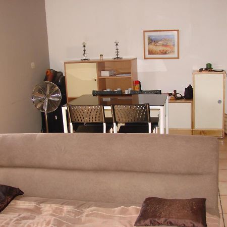 25 Fm 2 D Coursan Exterior foto